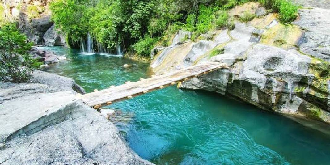 Yaz gelirken burayı planlarınıza mutlaka dahil edin! Giden kendini Amazon’da sansa da burası Türkiye: Adeta göz kamaştırıyor 2